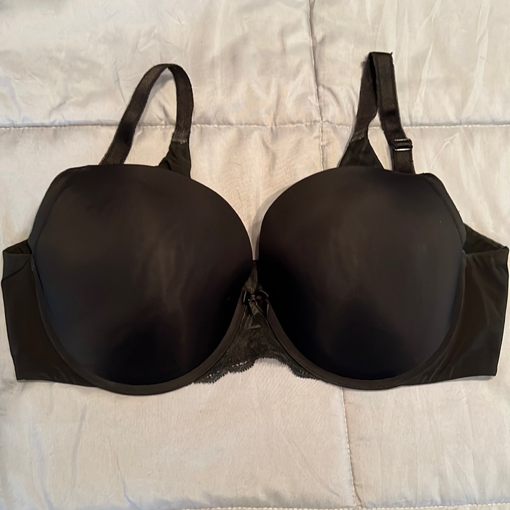 Euc Torrid Curves 360 Back Smoothing Push-Up T-Sh… - image 1
